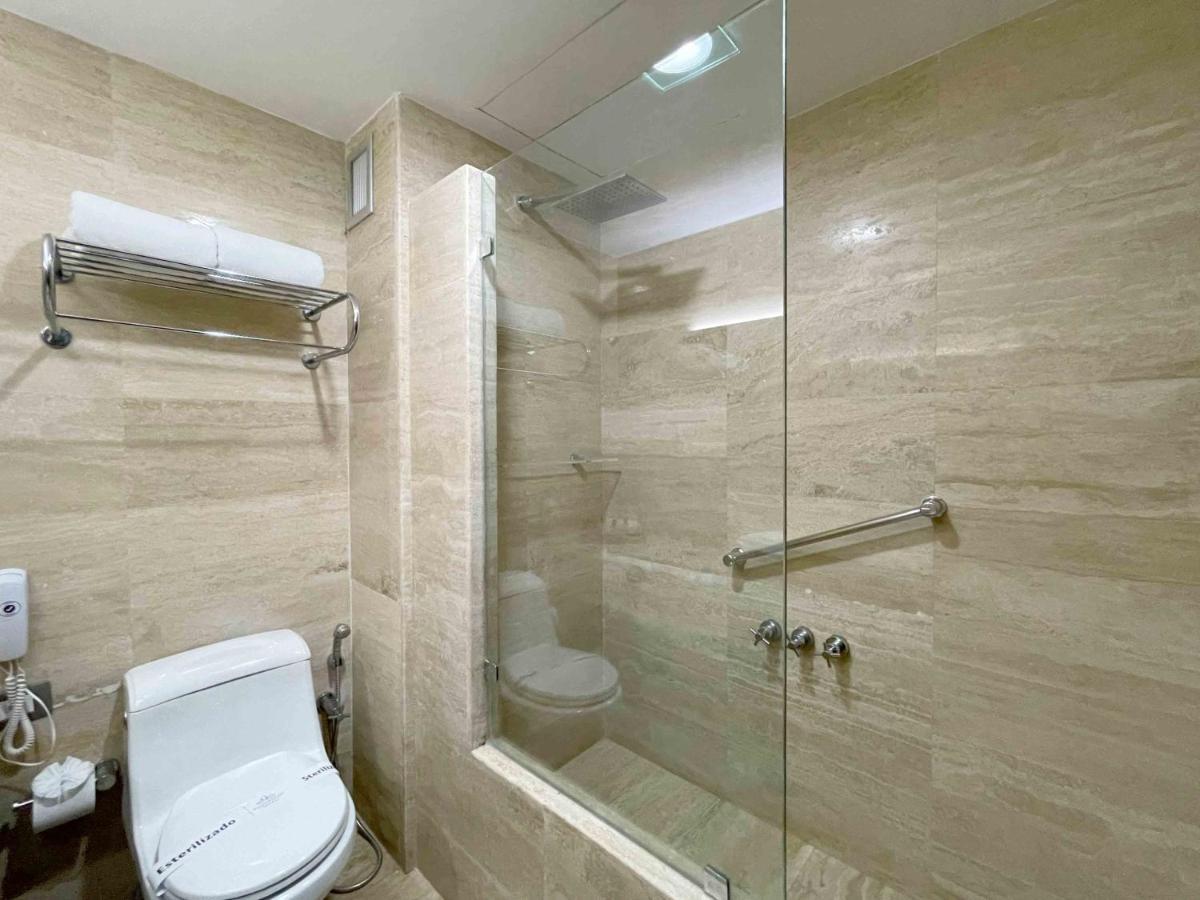 Hotel Trinitarias Suites Barquisimeto エクステリア 写真