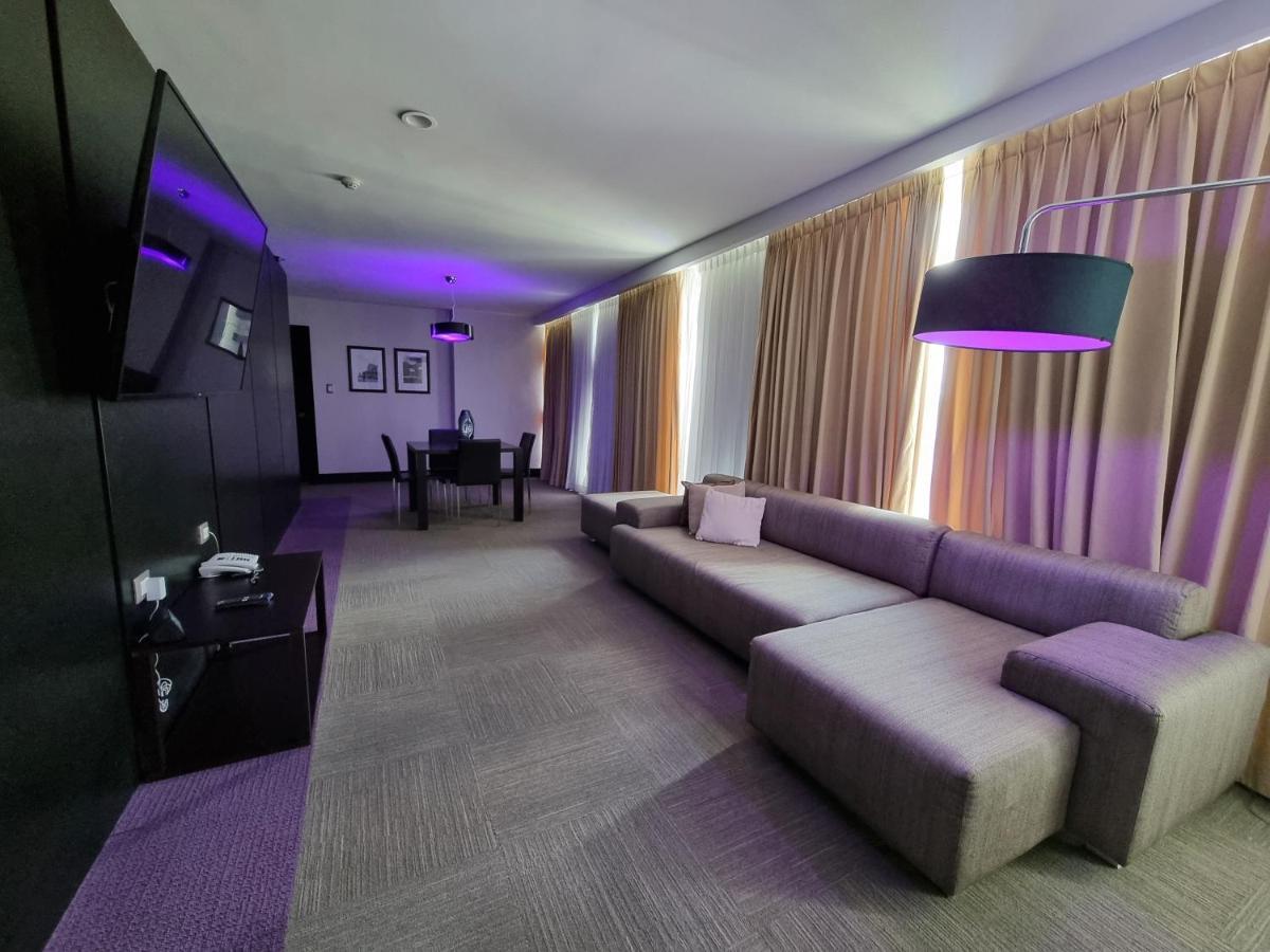 Hotel Trinitarias Suites Barquisimeto エクステリア 写真